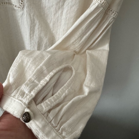 Anthropologie brand Akemi & Kin - Picture 6 of 8